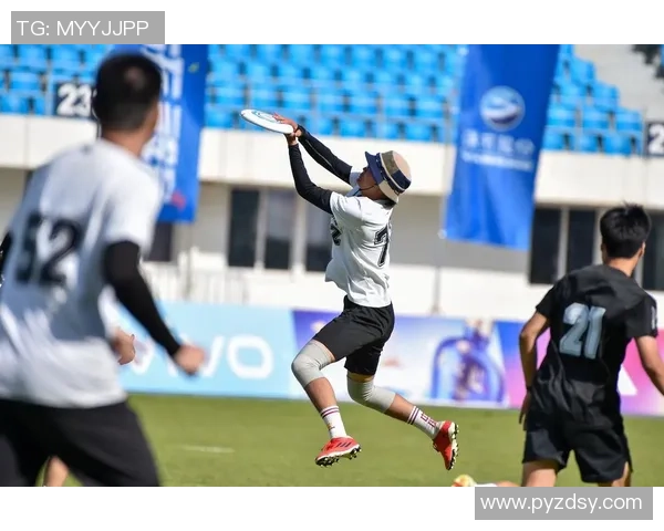 重庆飞盘队在极限运动联赛中的速度表现分析与点评